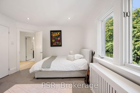 Photo 13 at 7 Glenarden Road, Forest Hill North, Toronto