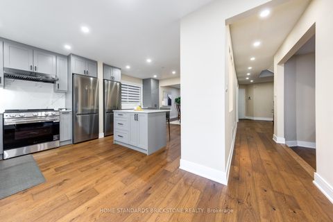 Photo 13 at 45 Spring Gate Boulevard, Yorkhill, Vaughan