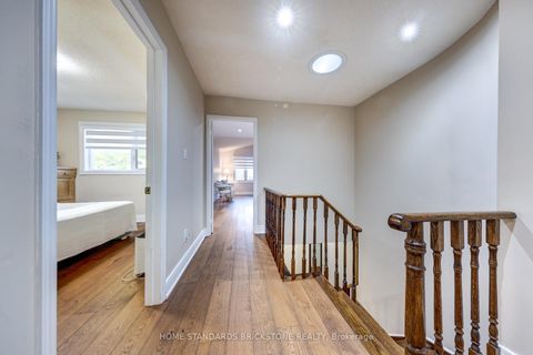 Photo 21 at 45 Spring Gate Boulevard, Yorkhill, Vaughan