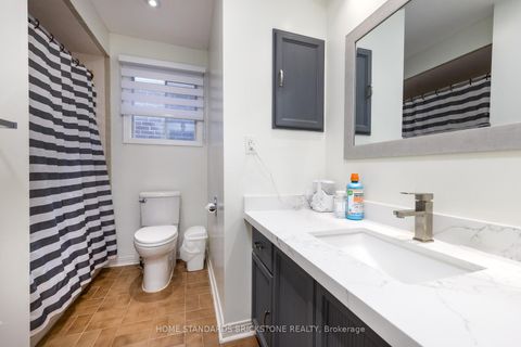 Photo 31 at 45 Spring Gate Boulevard, Yorkhill, Vaughan