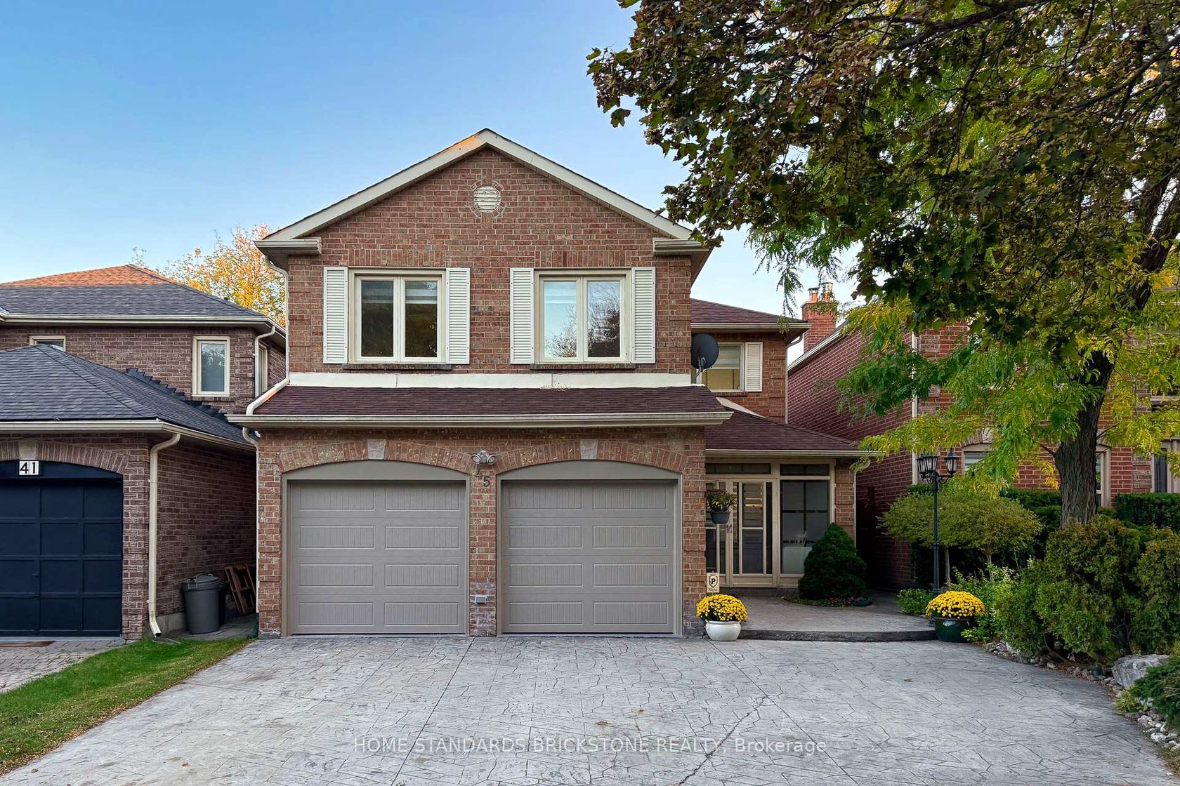 45 Spring Gate Boulevard, Yorkhill, Vaughan 