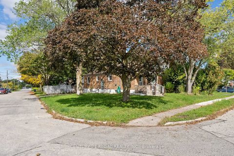 Photo 1 at 106 FLORA Drive, Dorset Park, Toronto