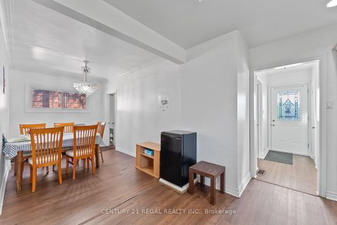Photo 8 at 106 FLORA Drive, Dorset Park, Toronto