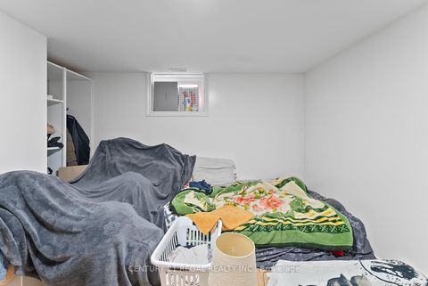 Photo 30 at 106 FLORA Drive, Dorset Park, Toronto