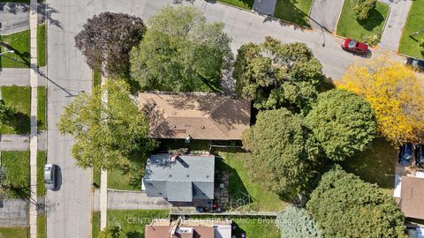 Photo 38 at 106 FLORA Drive, Dorset Park, Toronto