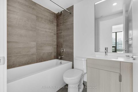 Photo 6 at 722 - 28 Eastern Avenue, Moss Park, Toronto
