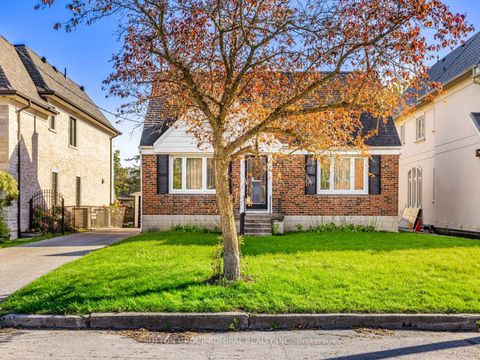 Photo 3 at 65 Lurgan Drive, Willowdale West, Toronto