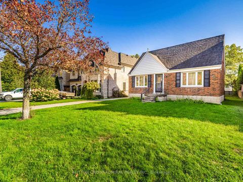 Photo 4 at 65 Lurgan Drive, Willowdale West, Toronto