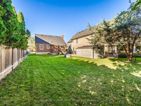 Photo 11 at 65 Lurgan Drive, Willowdale West, Toronto