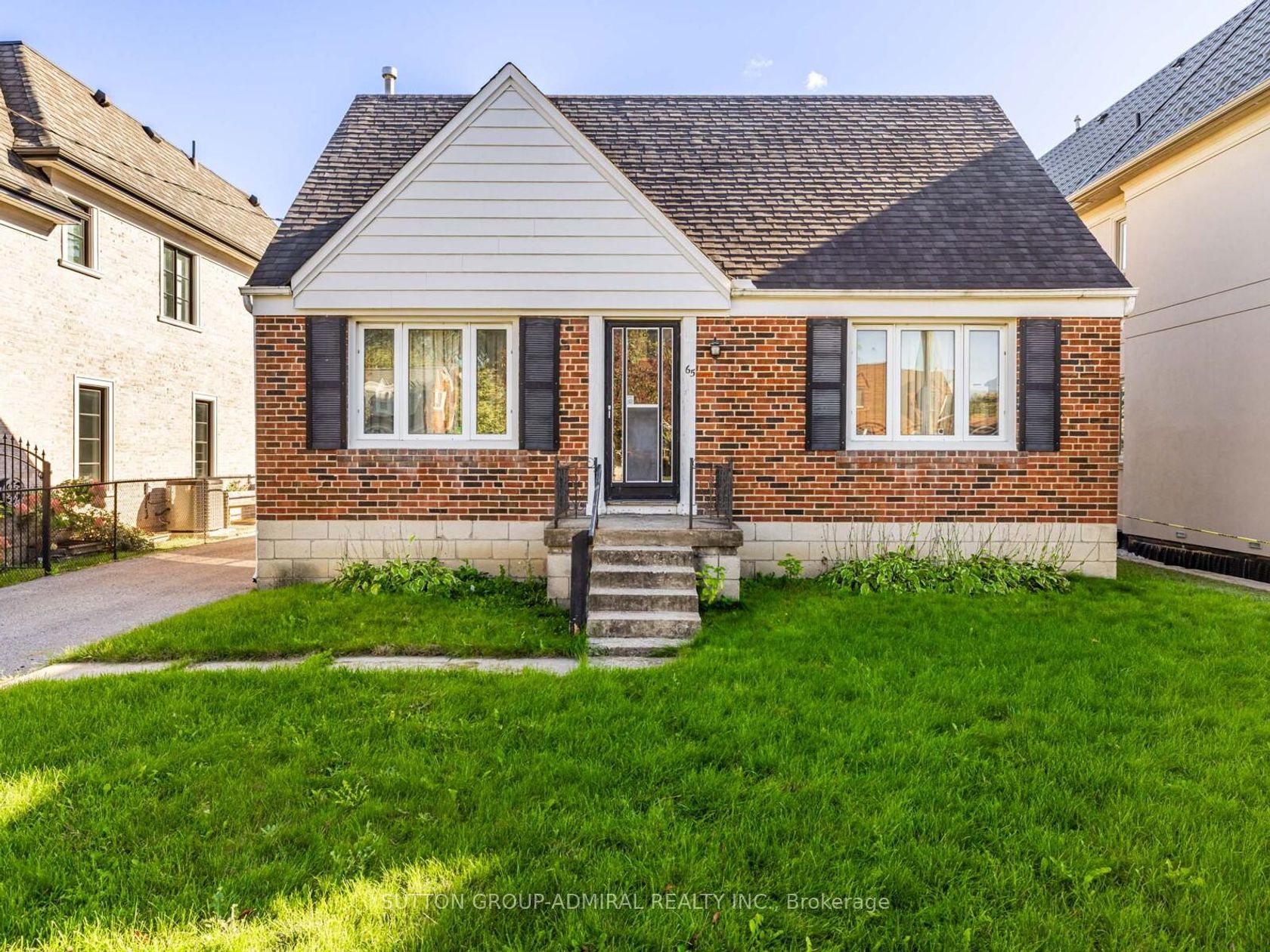 65 Lurgan Drive, Willowdale West, Toronto 