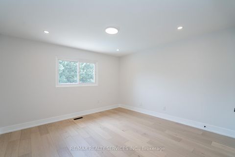 Photo 16 at 2296 Devon Road, FD Ford, Oakville