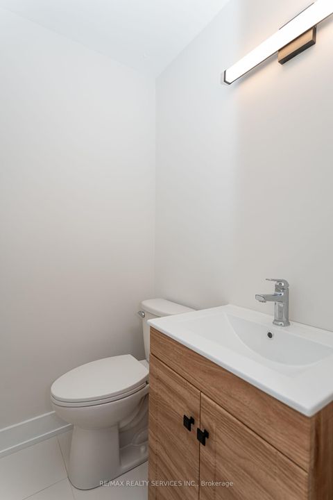 Photo 22 at 2296 Devon Road, FD Ford, Oakville