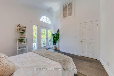 Photo 18 at 43 South Kingsway, Swansea, Toronto