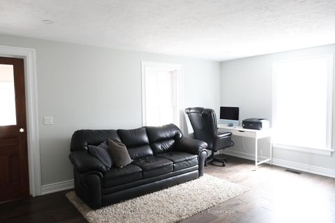Photo 13 at 2233 4th Line, Churchill, Innisfil Photo 13 at 2233 4th Line, Churchill, Innisfil