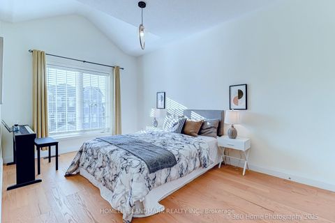 Photo 26 at 14 Hartney Drive, Rural Richmond Hill, Richmond Hill