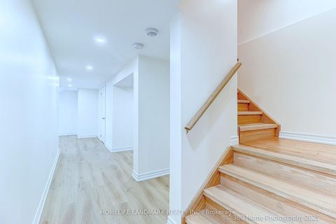 Photo 30 at 14 Hartney Drive, Rural Richmond Hill, Richmond Hill