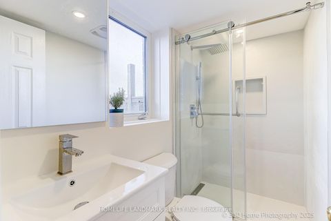 Photo 33 at 14 Hartney Drive, Rural Richmond Hill, Richmond Hill