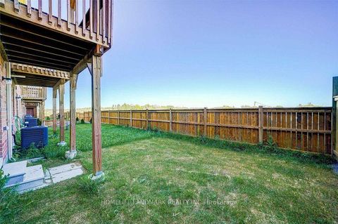 Photo 34 at 14 Hartney Drive, Rural Richmond Hill, Richmond Hill