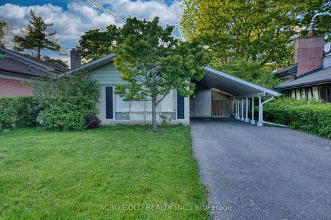 Photo 1 at 10 Kennebec Crescent, Kipling, Toronto