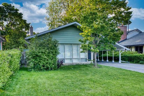Photo 2 at 10 Kennebec Crescent, Kipling, Toronto
