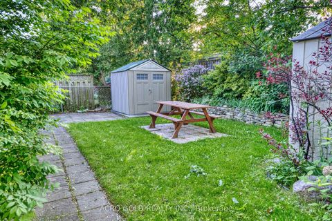 Photo 3 at 10 Kennebec Crescent, Kipling, Toronto