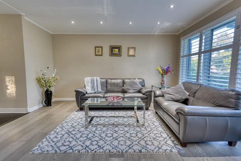 Photo 9 at 10 Kennebec Crescent, Kipling, Toronto