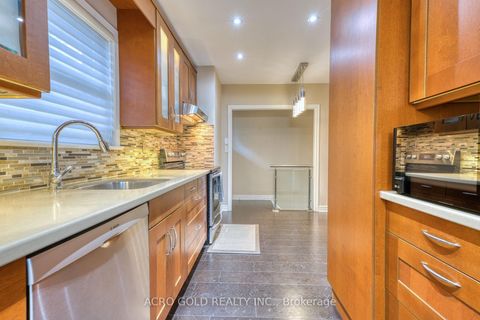 Photo 30 at 10 Kennebec Crescent, Kipling, Toronto