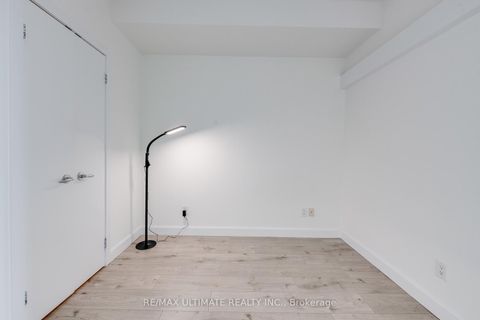 Photo 8 at 2305 - 218 Queens Quay W, Waterfront Communities C1, Toronto