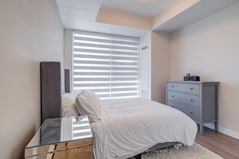 Photo 11 at 2125 - 9000 Jane Street, Vellore Village, Vaughan