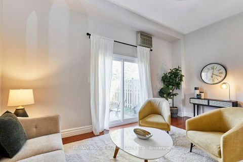 Photo 8 at 15 - 121 Centennial Road, Centennial Scarborough, Toronto