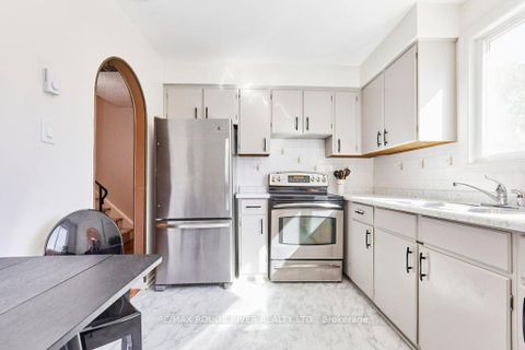 Photo 15 at 15 - 121 Centennial Road, Centennial Scarborough, Toronto