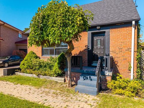 Photo 1 at 65 Barrhead Crescent, Kipling, Toronto
