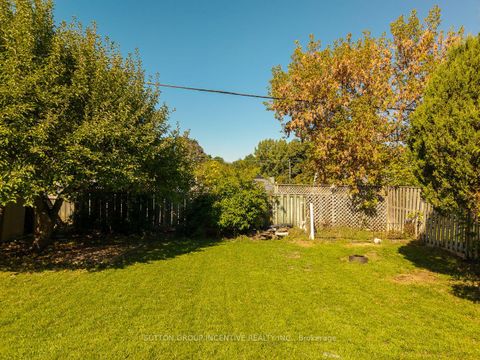 Photo 14 at 65 Barrhead Crescent, Kipling, Toronto