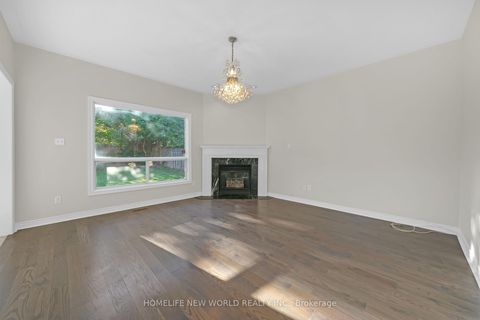 Photo 14 at 99 Clarendon Drive, Bayview Hill, Richmond Hill