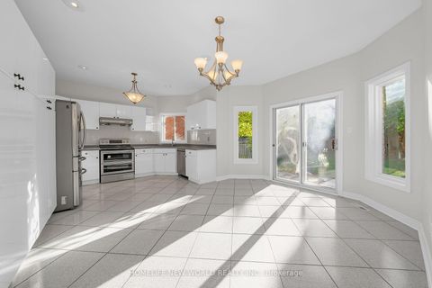 Photo 17 at 99 Clarendon Drive, Bayview Hill, Richmond Hill