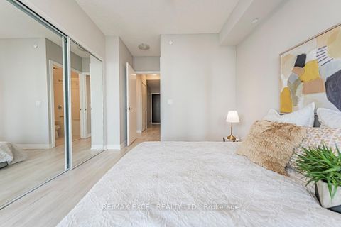 Photo 19 at 1302 - 2221 Yonge Street, Mount Pleasant West, Toronto