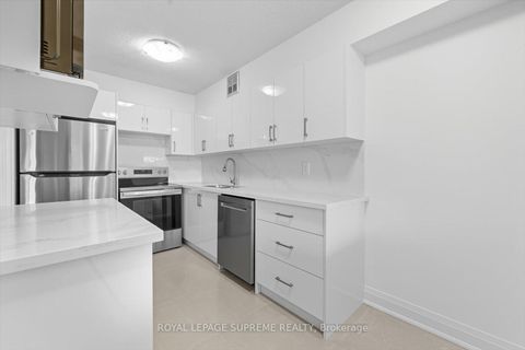 Photo 11 at 107 - 270 Scarlett Road, Smythe, Toronto Photo 11 at 107 - 270 Scarlett Road, Smythe, Toronto