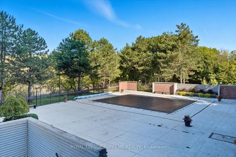 Photo 31 at 107 - 270 Scarlett Road, Smythe, Toronto