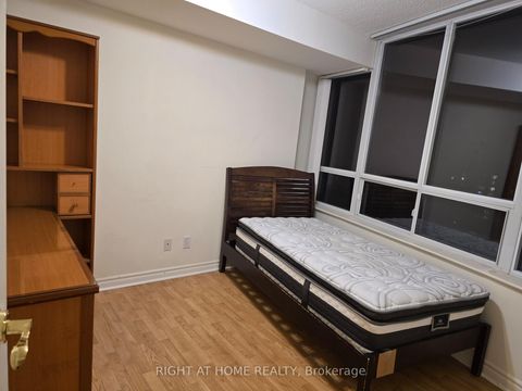 Photo 10 at 3310 - 18 Spring Garden Avenue, Willowdale East, Toronto