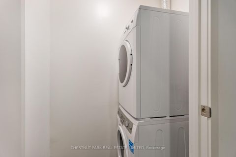 Photo 22 at 303 - 1 Bloor Street E, Yonge Corridor, Toronto Photo 22 at 303 - 1 Bloor Street E, Yonge Corridor, Toronto