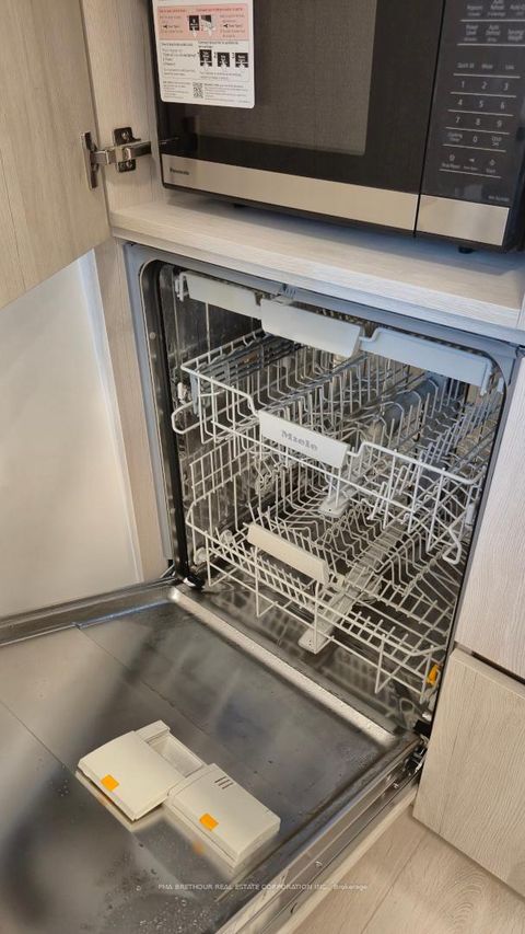 Photo 7 at 1001 - 15 Mercer Street, Waterfront Communities C1, Toronto