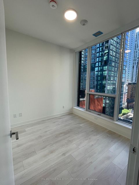 Photo 17 at 1001 - 15 Mercer Street, Waterfront Communities C1, Toronto