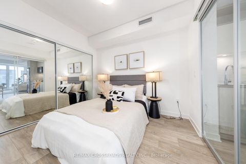 Photo 17 at 822 - 60 Princess Street, Waterfront Communities C8, Toronto