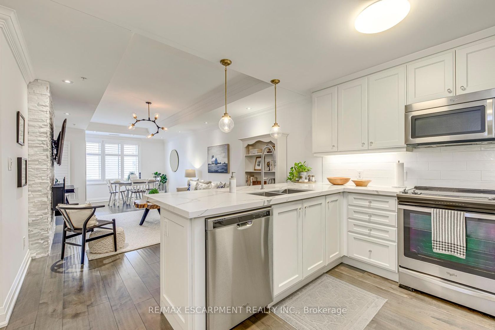 401 - 70 Stewart Street, CO Central, Oakville 