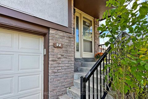 Photo 4 at 98 - 24 Fundy Bay Boulevard, Steeles, Toronto