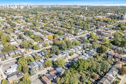 Photo 25 at 26 Queensdale Avenue, East York, Toronto