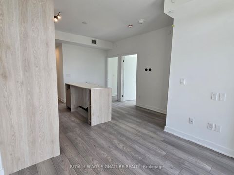 Photo 2 at 314 - 1007 The Queensway Avenue, City Centre West, Toronto