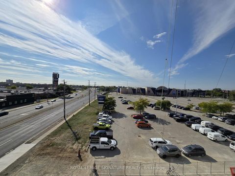 Photo 11 at 314 - 1007 The Queensway Avenue, City Centre West, Toronto