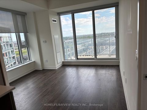 Photo 5 at 930 - 2 David Eyer Road, Rural Richmond Hill, Richmond Hill Photo 5 at 930 - 2 David Eyer Road, Rural Richmond Hill, Richmond Hill