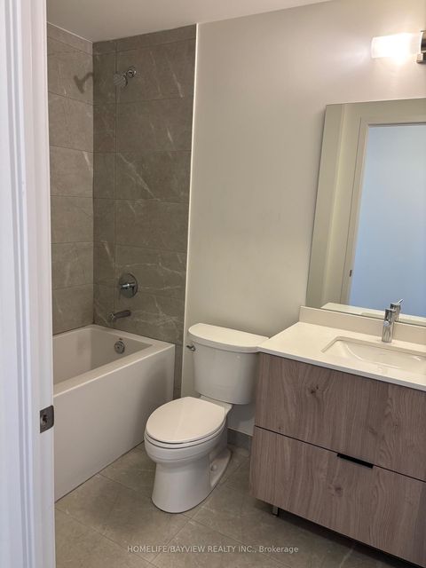 Photo 9 at 930 - 2 David Eyer Road, Rural Richmond Hill, Richmond Hill Photo 9 at 930 - 2 David Eyer Road, Rural Richmond Hill, Richmond Hill